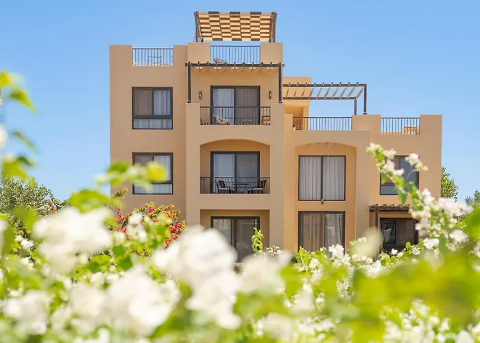 Serene Tawila Oasis - 2br - Pool & Lagoon Views *