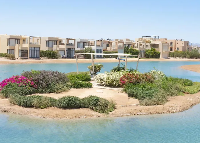 Serene Tawila Oasis - 2br - Pool & Lagoon Views *