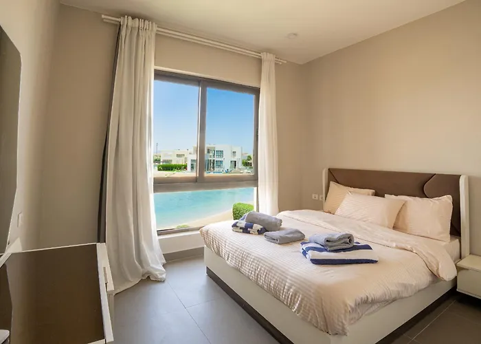 Serene Tawila Oasis - 2br - Pool & Lagoon Views *